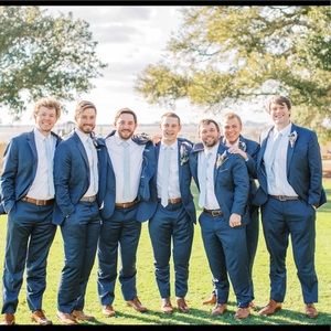 Jos A Bank 1905 Collection Suit Jacket and Pants